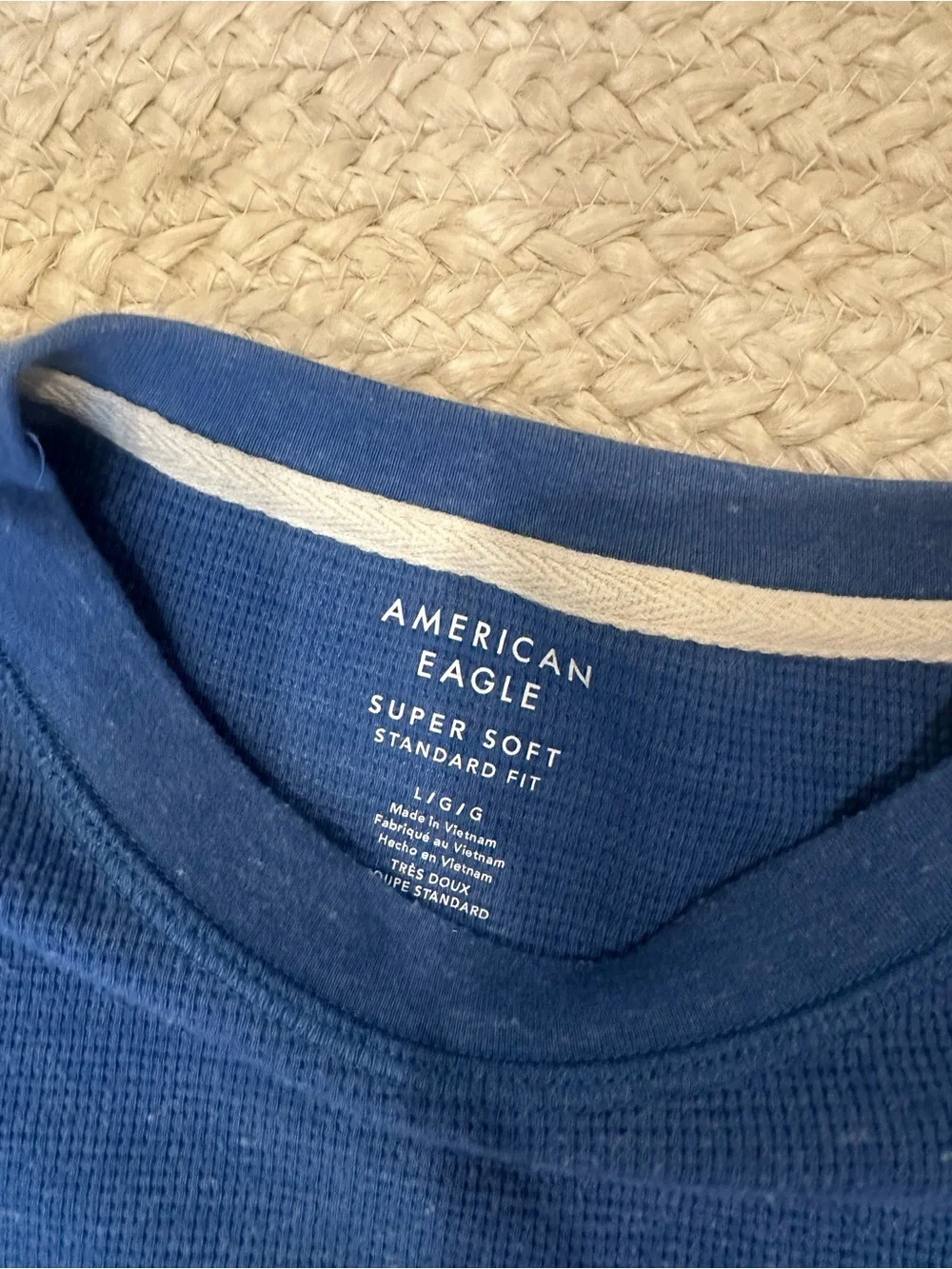 American Eagle Outfitters Men's Royal Blue Crewneck Sweater